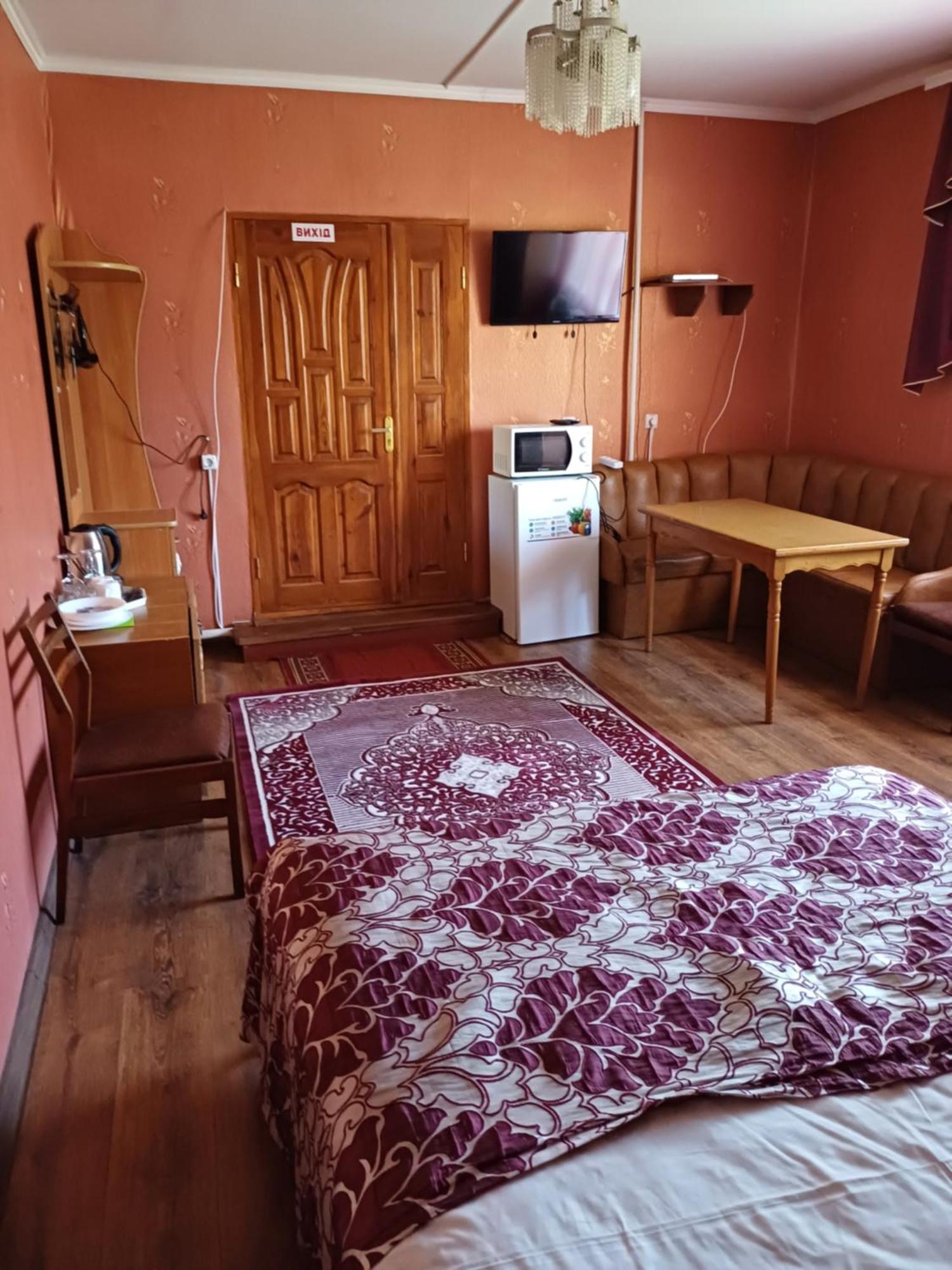 Hotel Gostynnyi Dvir Шаргород Екстер'єр фото