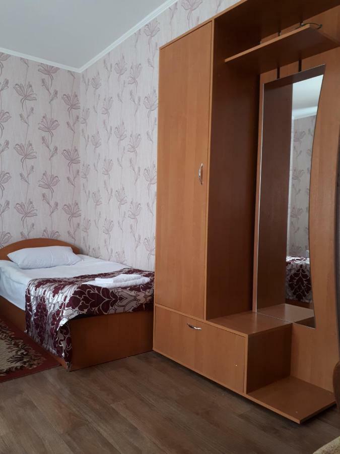 Hotel Gostynnyi Dvir Шаргород Екстер'єр фото