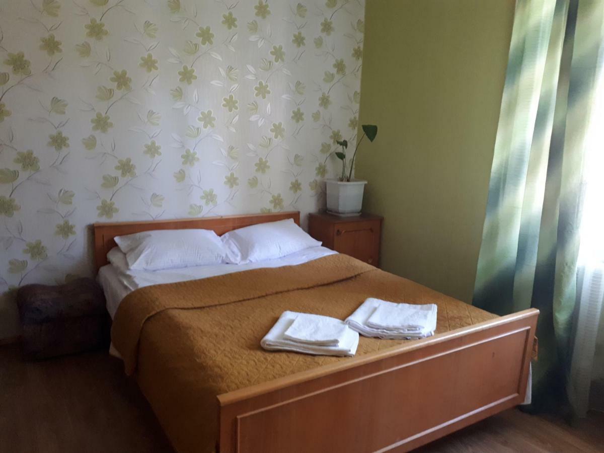 Hotel Gostynnyi Dvir Шаргород Екстер'єр фото