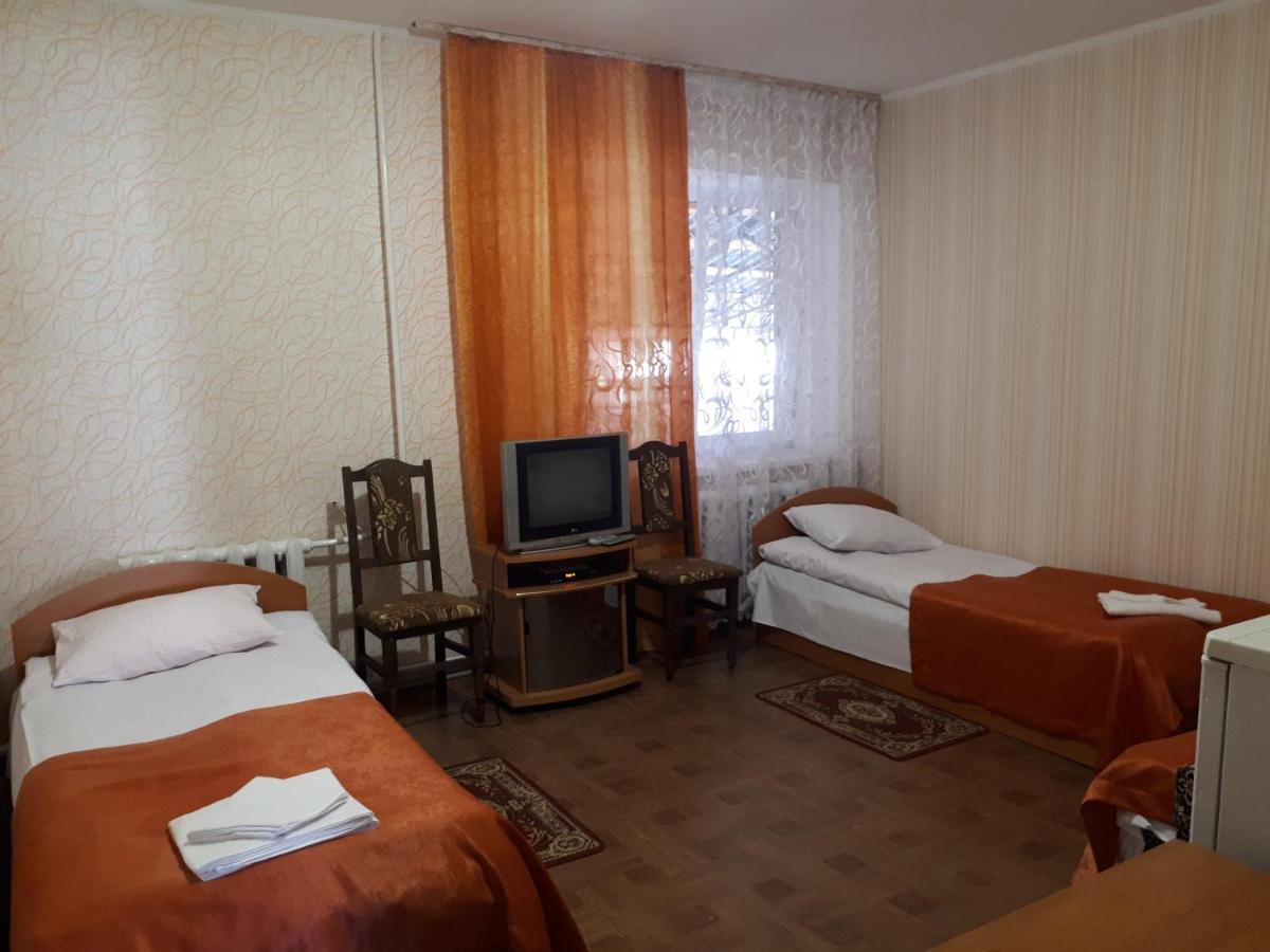 Hotel Gostynnyi Dvir Шаргород Екстер'єр фото