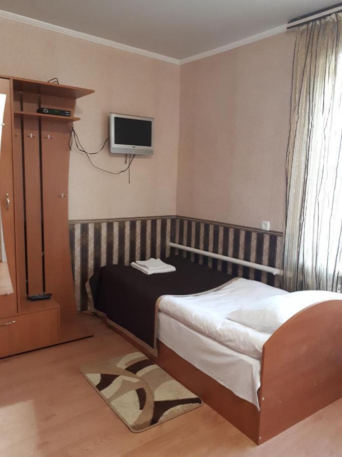 Hotel Gostynnyi Dvir Шаргород Екстер'єр фото