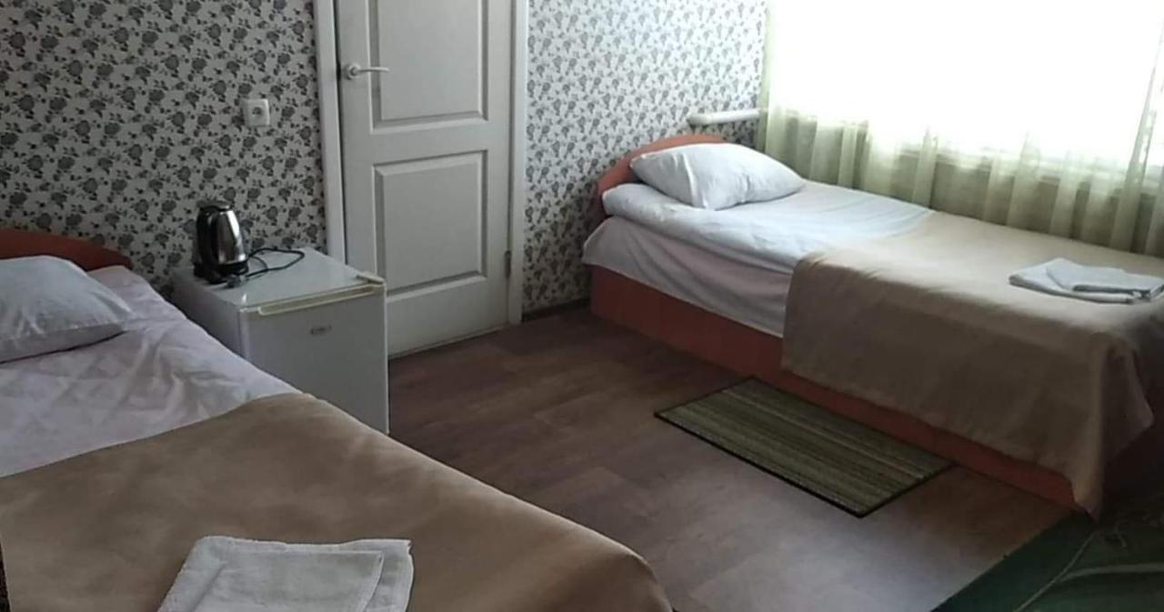 Hotel Gostynnyi Dvir Шаргород Екстер'єр фото